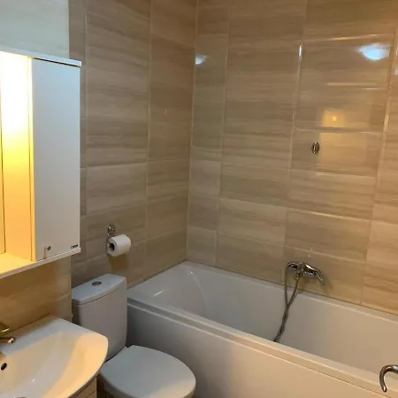 Gabriela Summerland Apartment